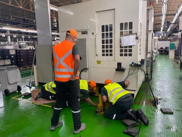 Locação de  içamento de cargas em Curitiba